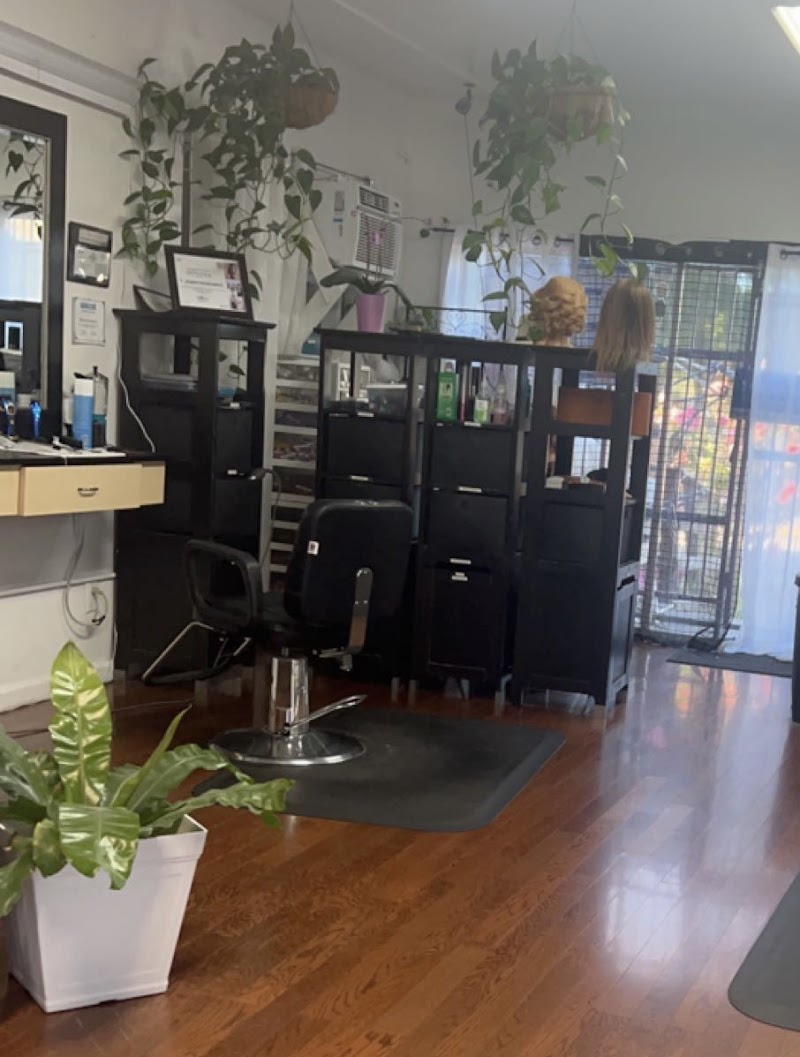 M J Beauty Salon photo 3