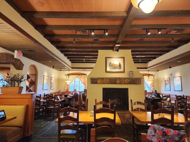 Oro Valley Marketplace photo 3