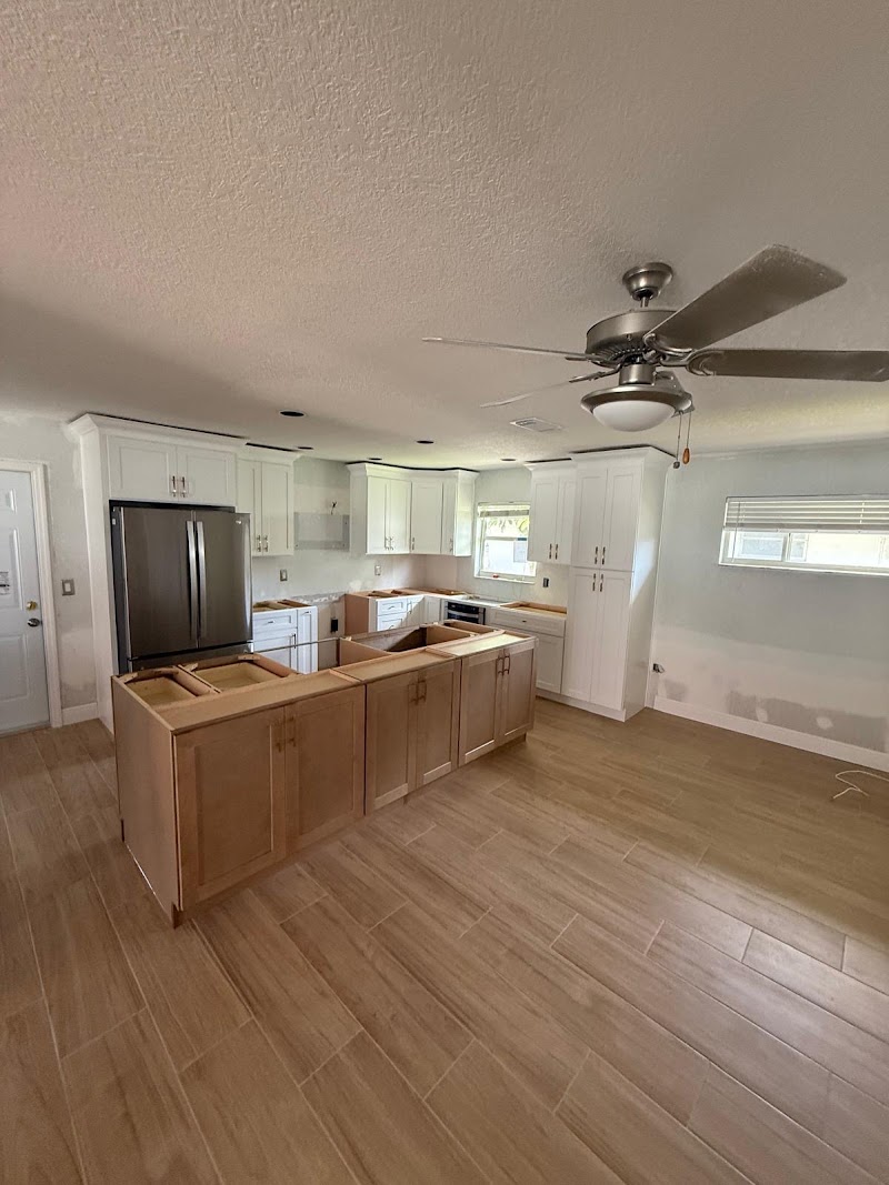Piloni Home Design - kitchen Cabinets & Closets photo 5