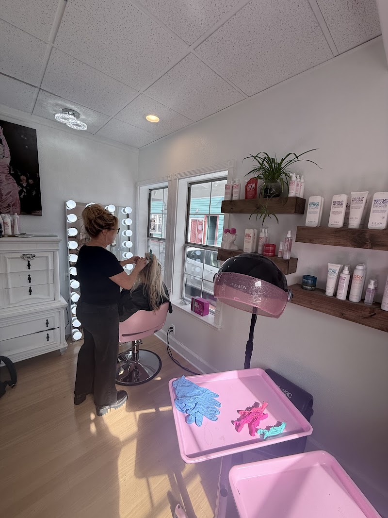 Boujee Beauty Bar - Shawna Keech | Top Windsor Hair Salon, Santa Rosa, Healdsburg CA photo 4
