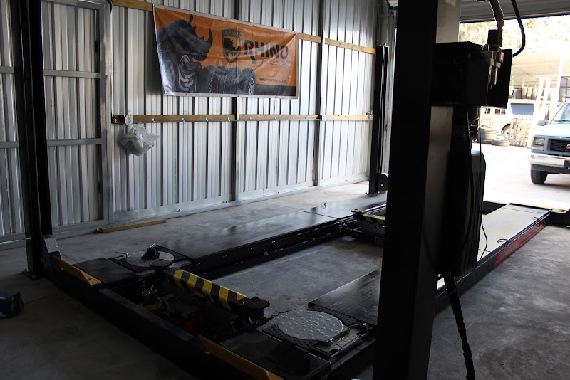 El Toro Tire Services LLC photo 2