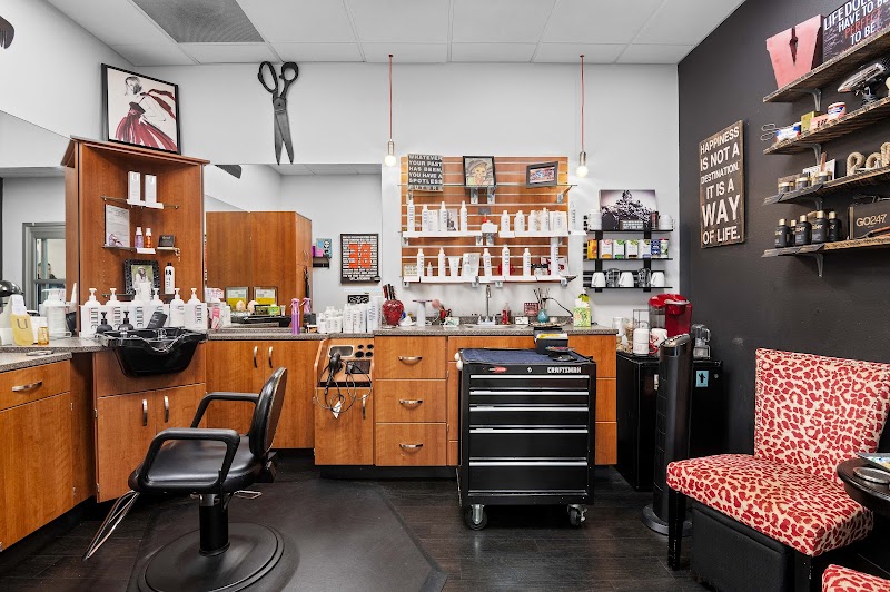 Sola Salons photo 4