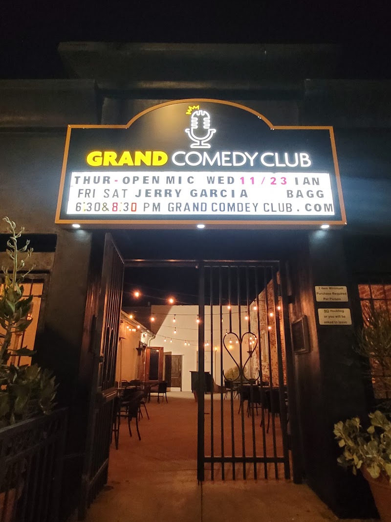 Grand Comedy Club & Pizzeria photo 2