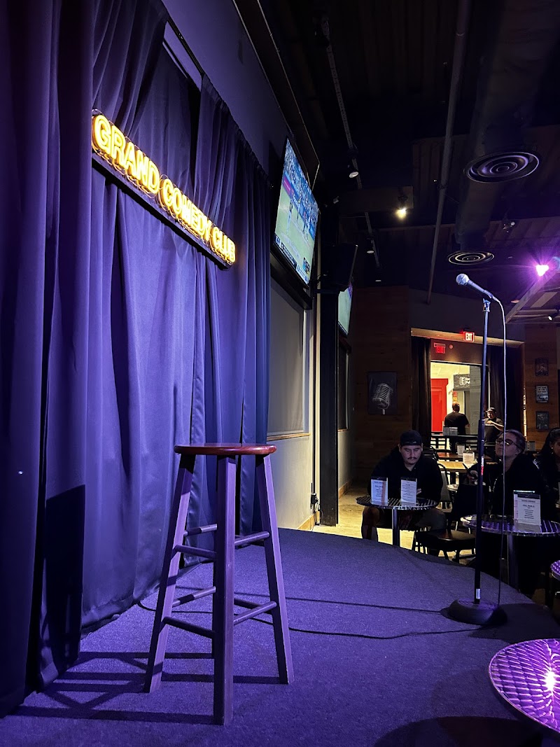 Grand Comedy Club & Pizzeria photo 5