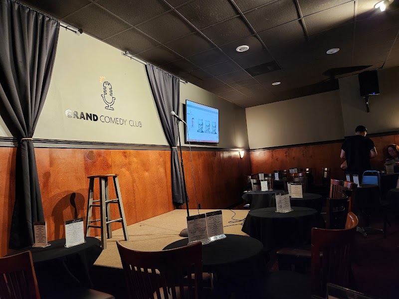 Grand Comedy Club & Pizzeria photo 3