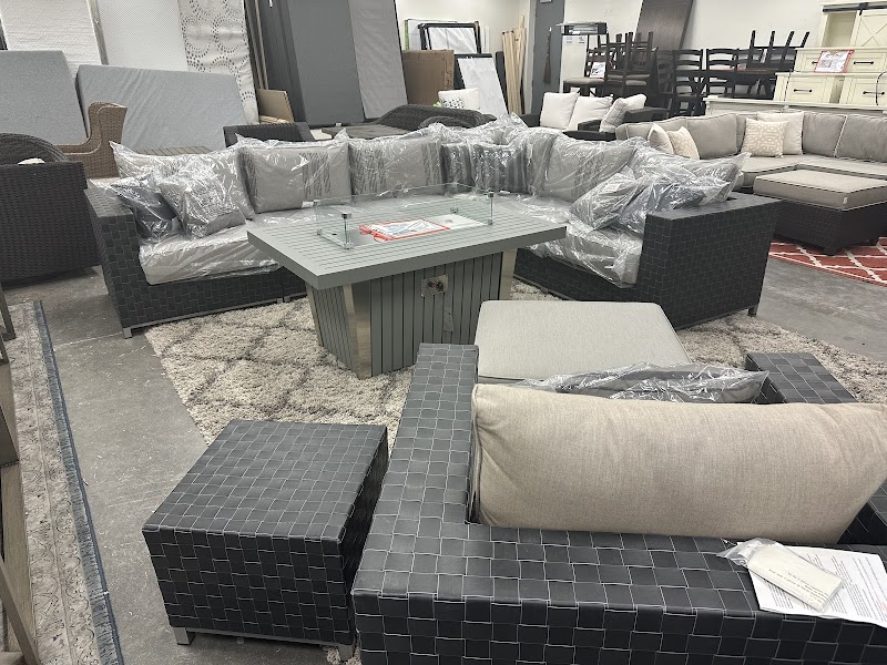 Red Barn Furniture Liquidators photo 3