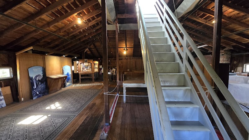 Strentzel-Muir House photo 2
