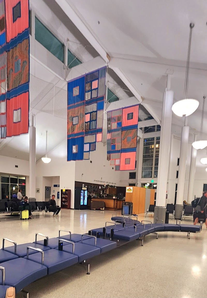 Photo of Emeryville Amtrak Station