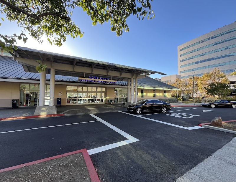 Emeryville Amtrak Station photo 3