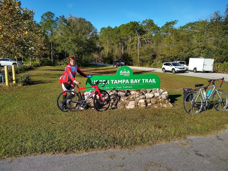 Lutz Lake Fern Parking photo 2