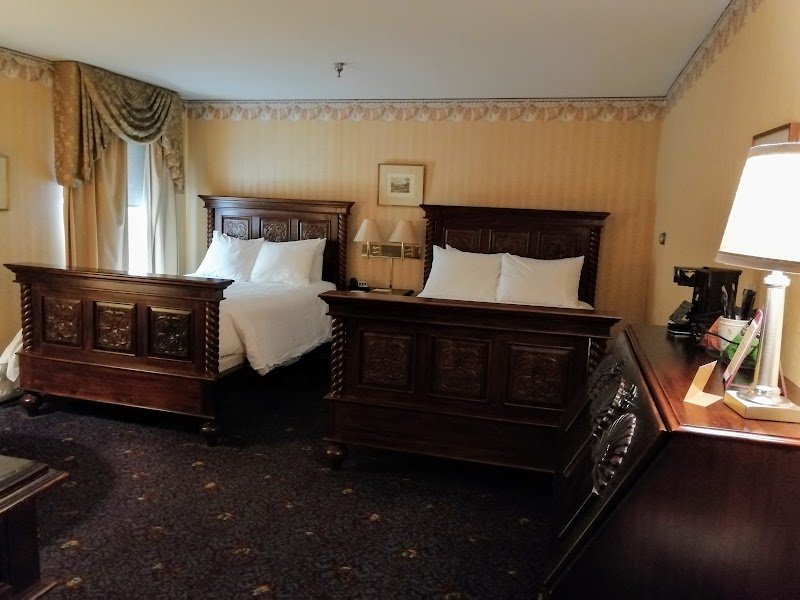 The Inn at Saratoga photo 5