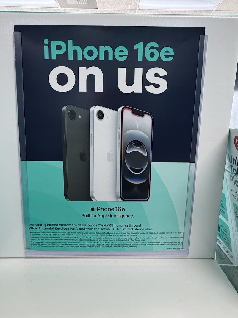 Total Wireless photo 4