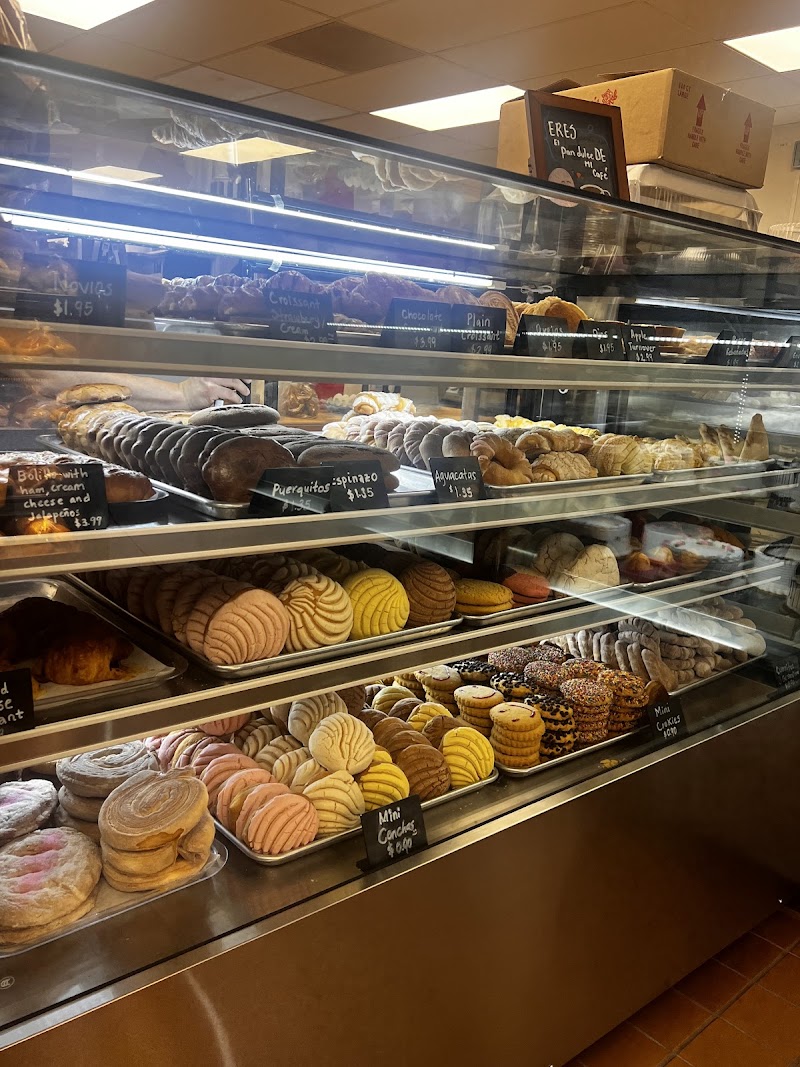 Photo of Don Luís bakery and Pastries