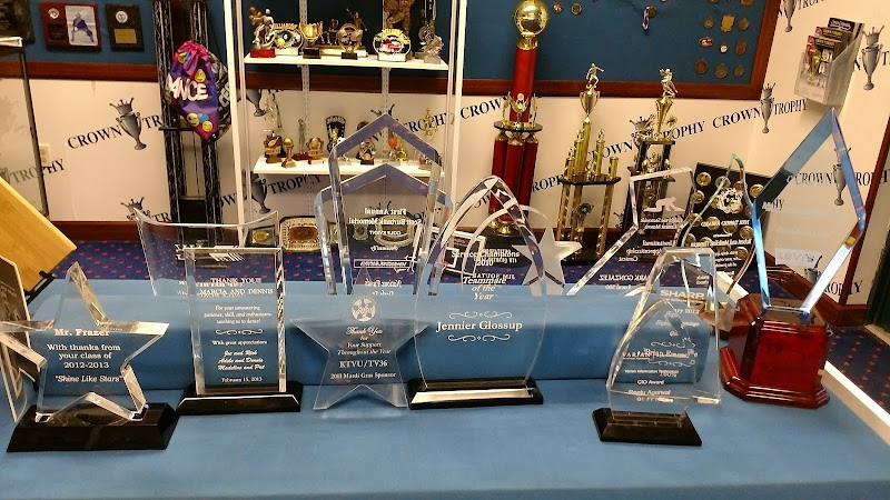 Crown Trophy photo 3