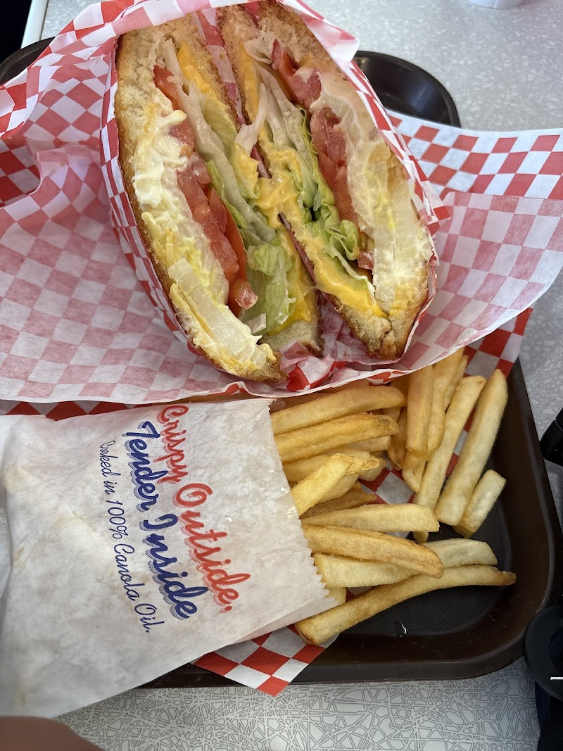 Nation's Giant Hamburgers & Great Pies photo 2