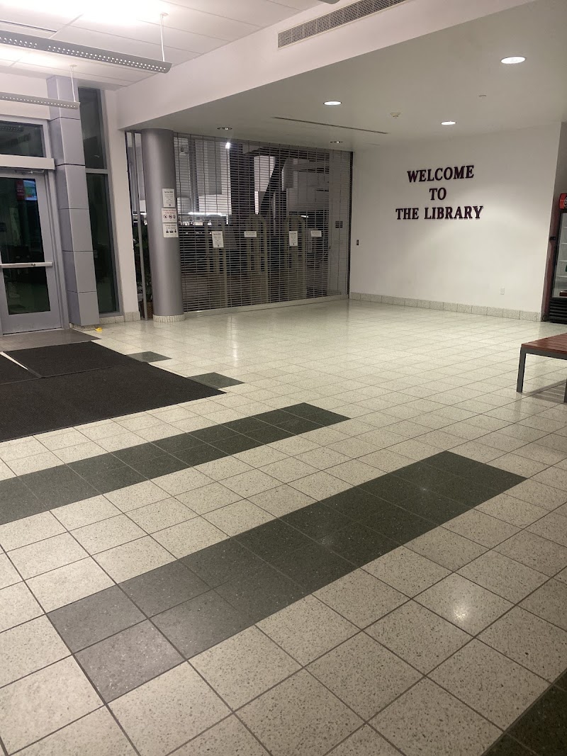 Art Gallery - Los Medanos College photo 4