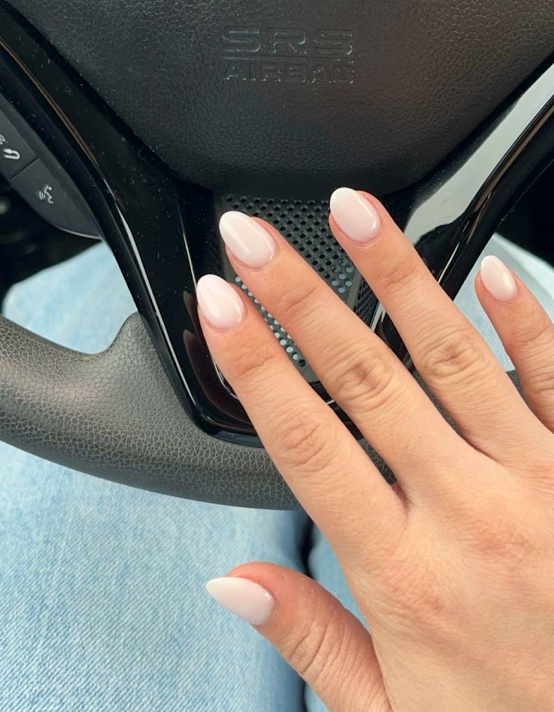 HASU NAILS photo 4