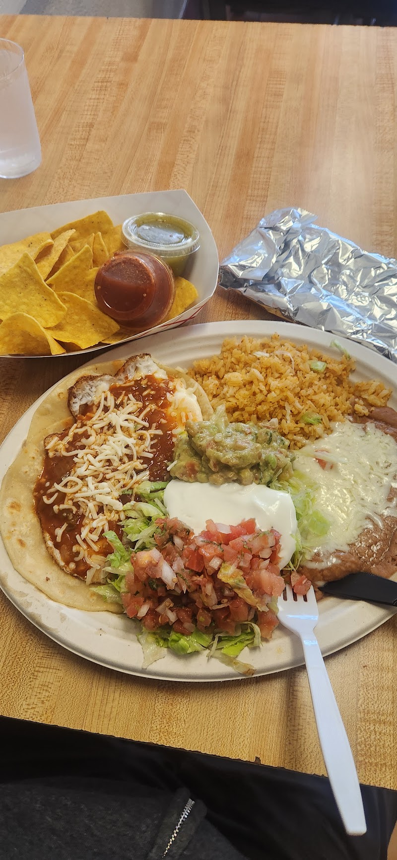 El Rancho Taqueria photo 5
