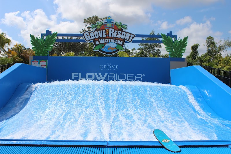 Surfari Water Park at The Grove Resort photo 3