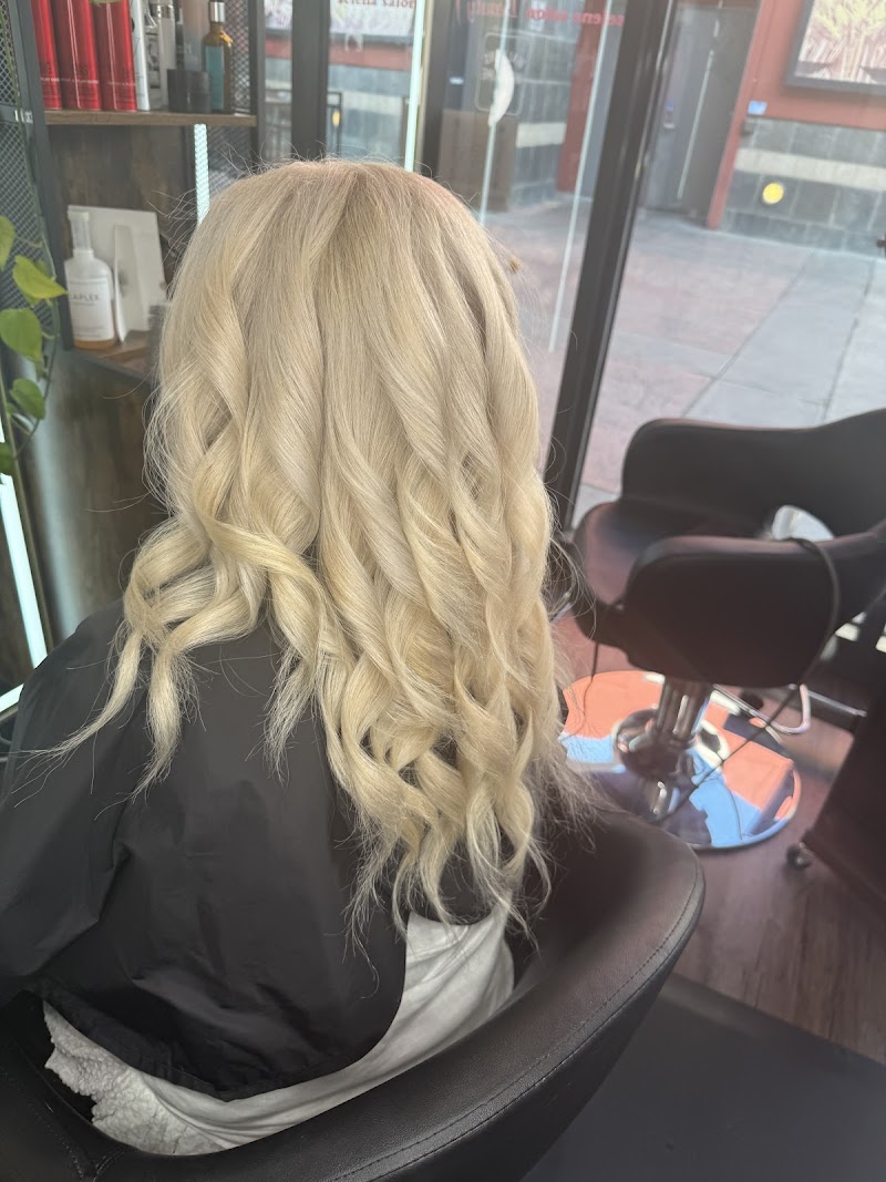 Selena Salon - Phenix Salon Suites photo 4
