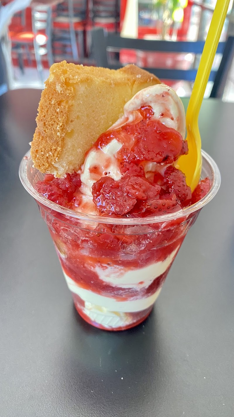Yogurt Deluxe photo 5