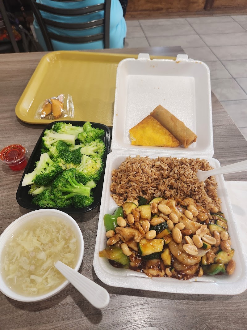 Golden Dragon Restaurant photo 5
