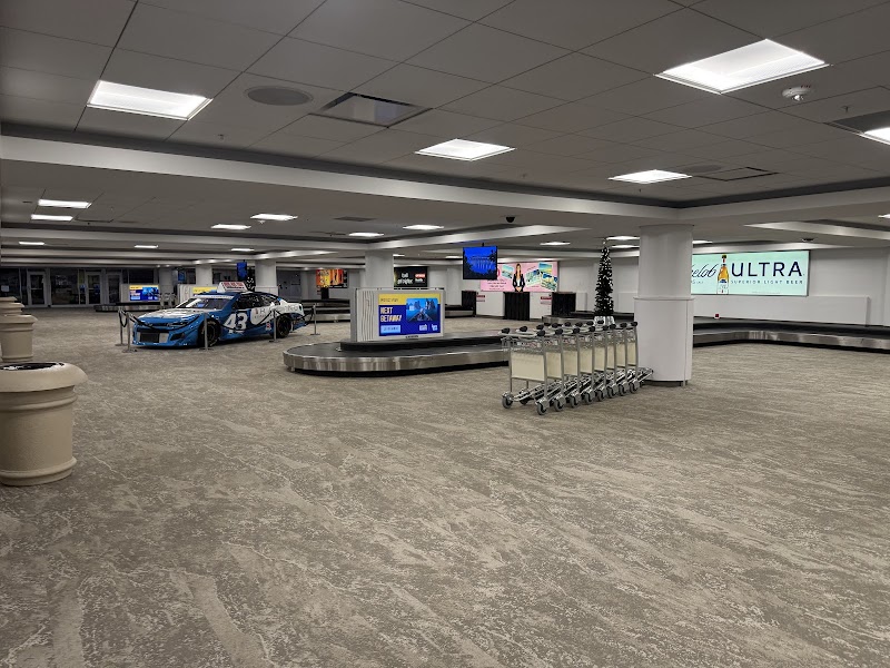 Daytona Beach International Airport photo 3