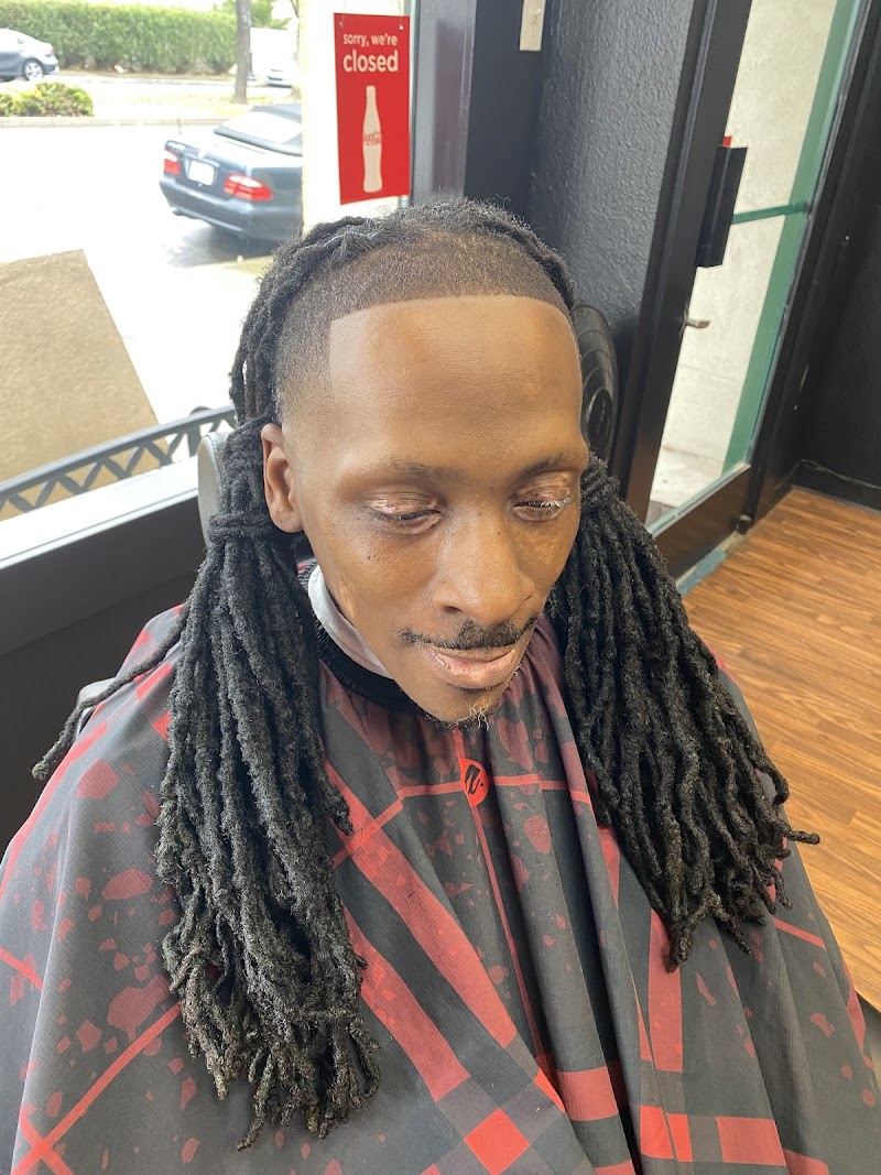 H-Blendz Barbershop photo 3