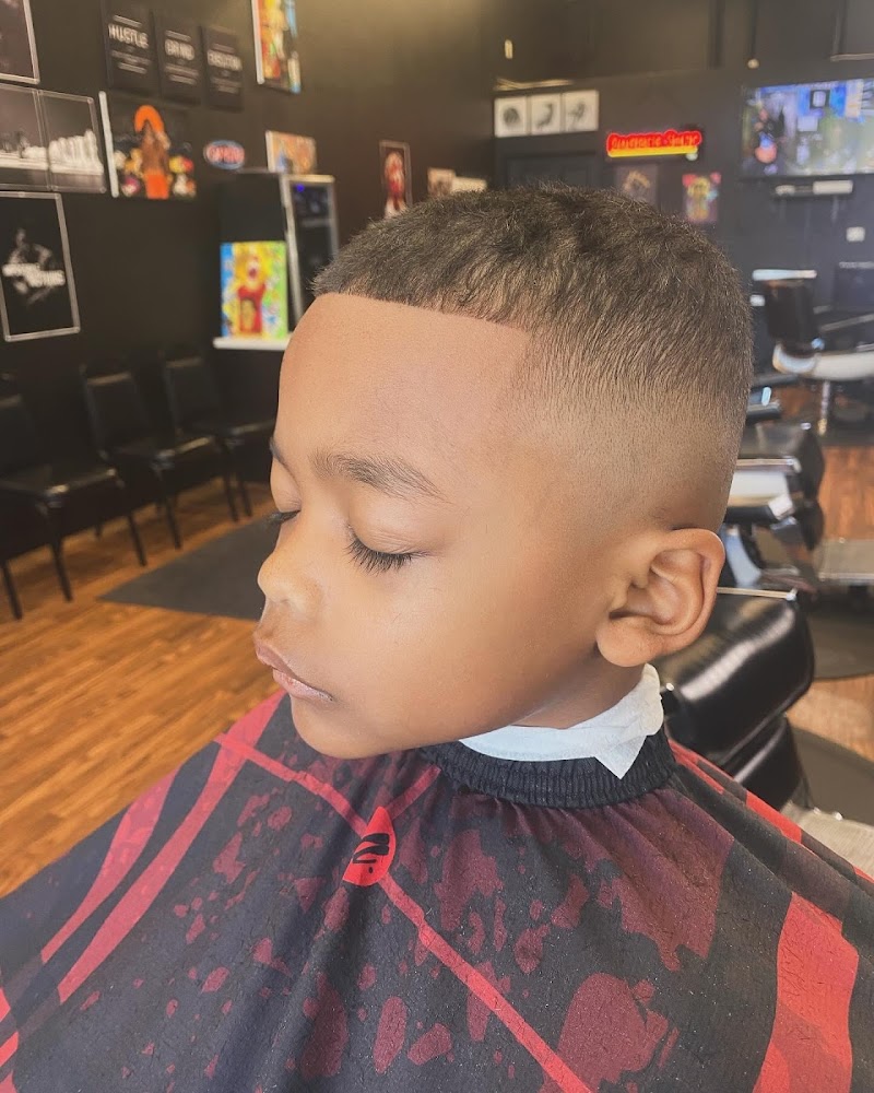 H-Blendz Barbershop photo 2