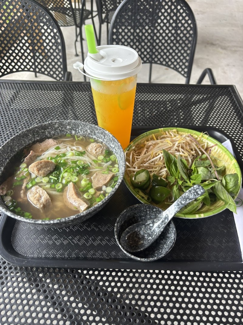 Amie’s Garden Cafe photo 2