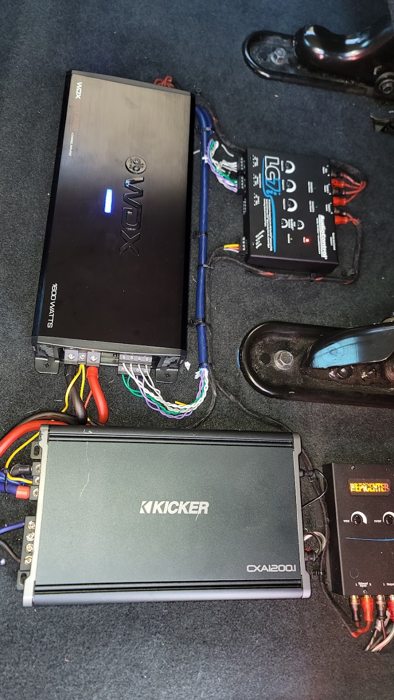 OMAR'S CAR STEREO /OCS CAR AUDIO photo 4