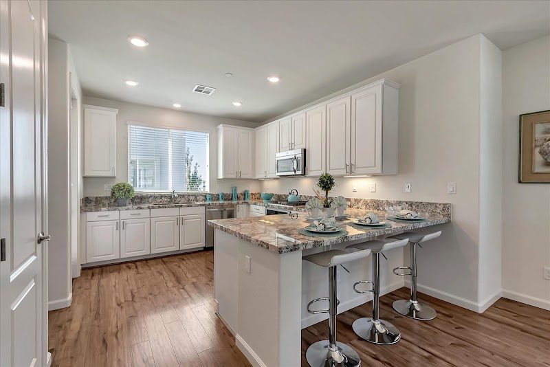 Photo of Jasmine Lin Real Estate and Mortgage