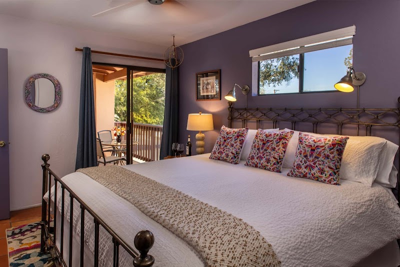 Adobe Rose Inn Bed and Breakfast photo 5