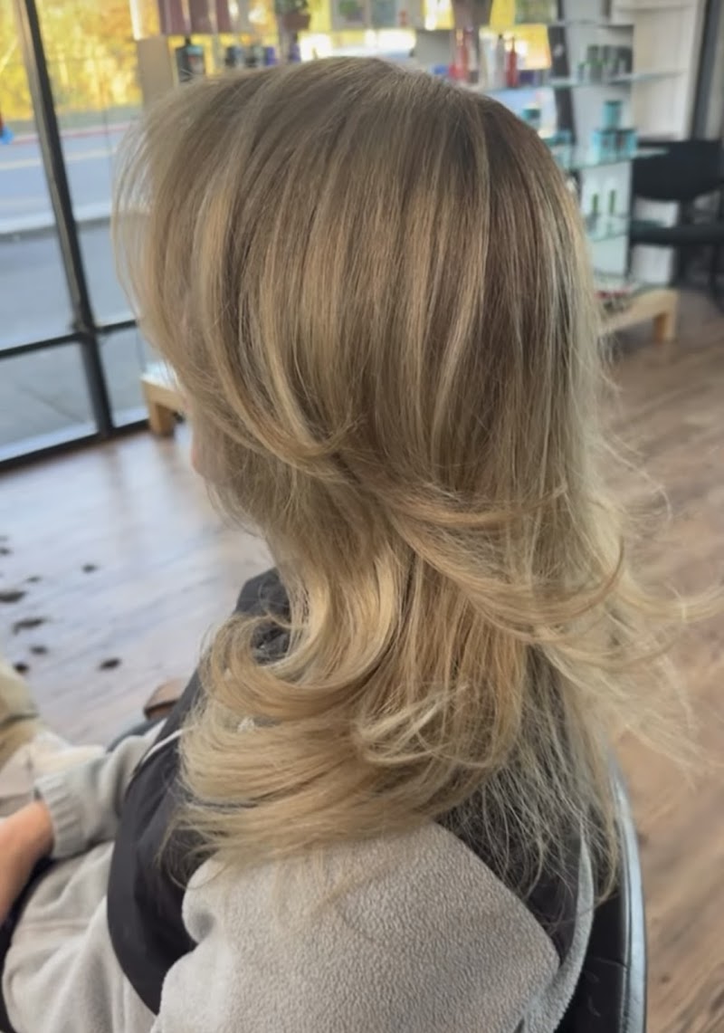 Kathy Beauty Salon & Barber Shop photo 4