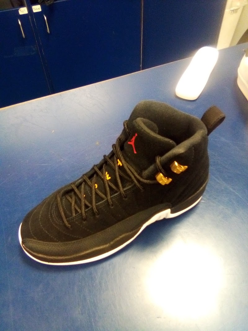 Foot Locker photo 2