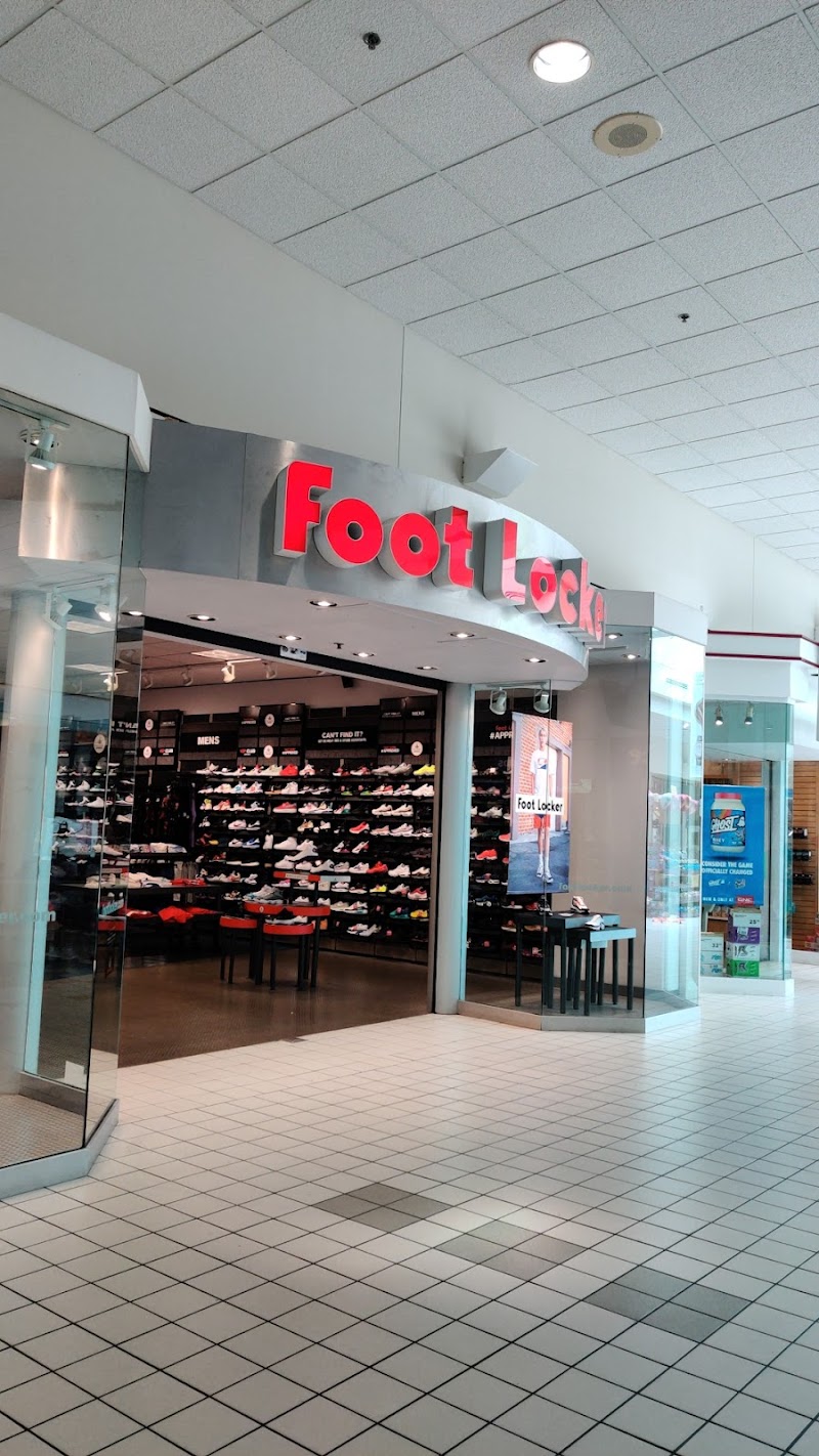 Foot Locker photo 4