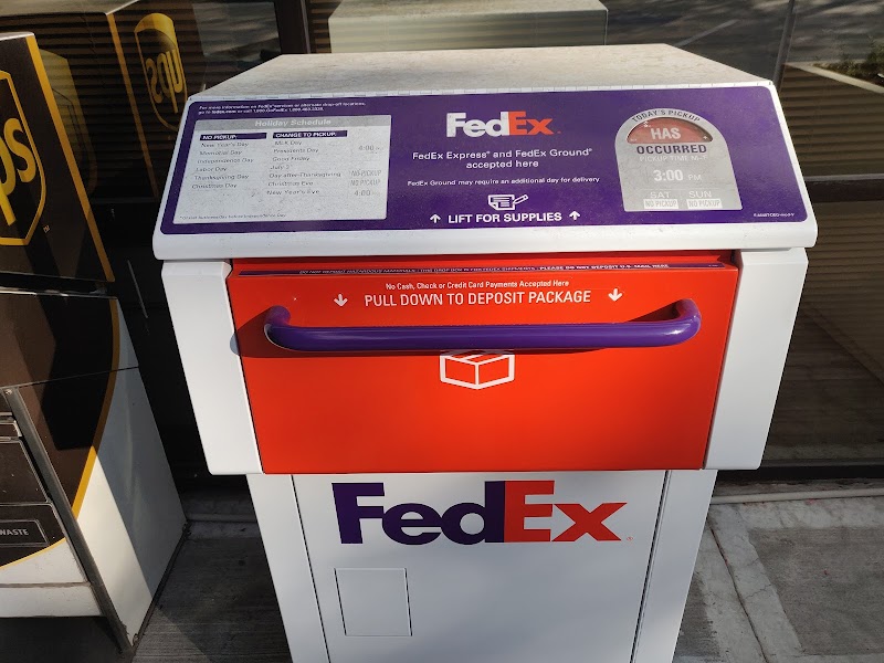 FedEx Drop Box photo 2