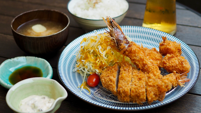 EE NAMI Tonkatsu Izakaya photo 2