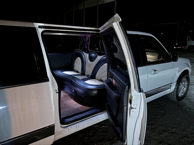 Venture Limos photo 2