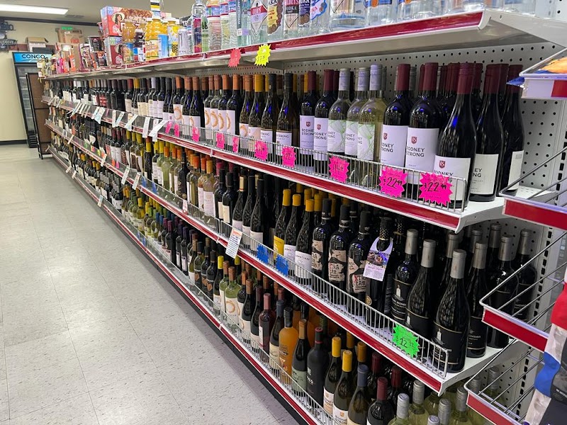 Vineyard Market photo 2