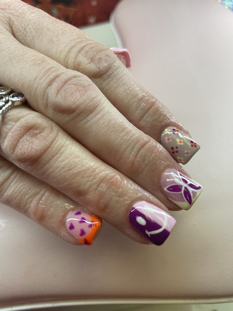 Custom Claws Beauty Spa photo 2