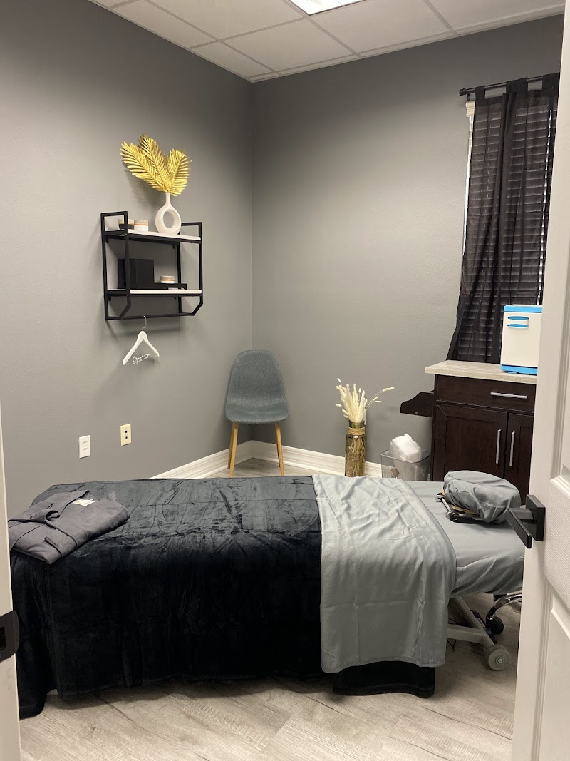 Signature Massage & Facial Spa Of Trinity photo 4
