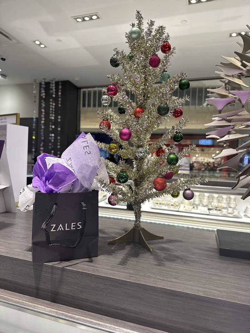 Zales photo 4