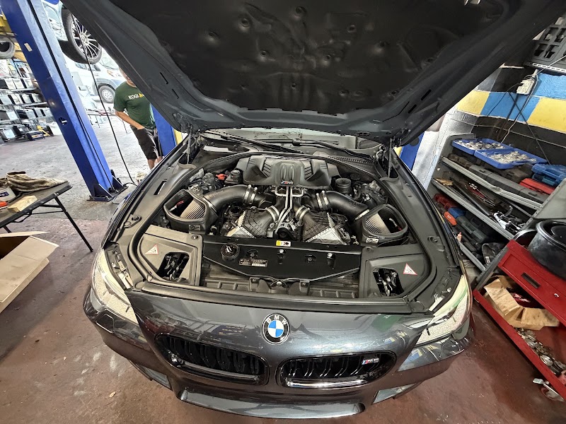 XH AUTO REPAIR & TIRES photo 2