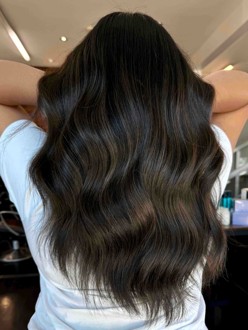 Michael Anthony Salon photo 3