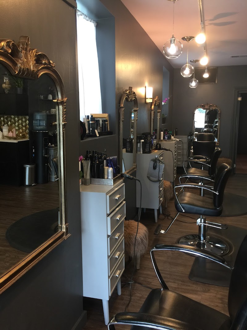 Swoon, A Boutique Salon photo 3