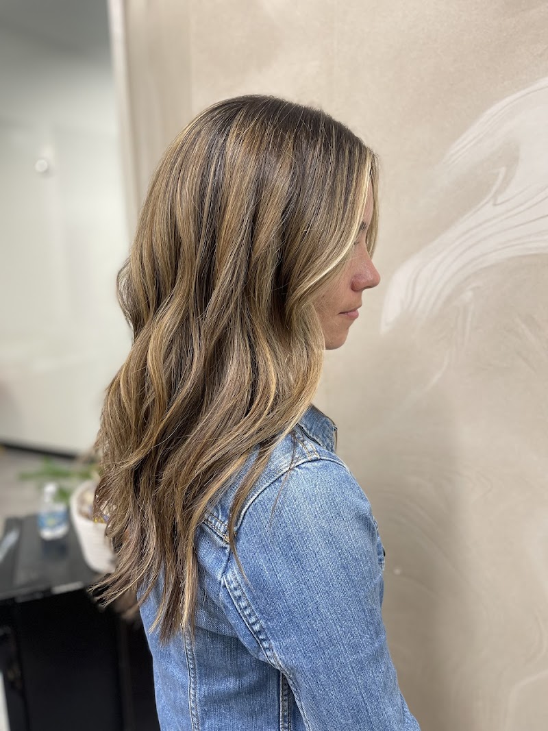 Transcend Salon Studio photo 5