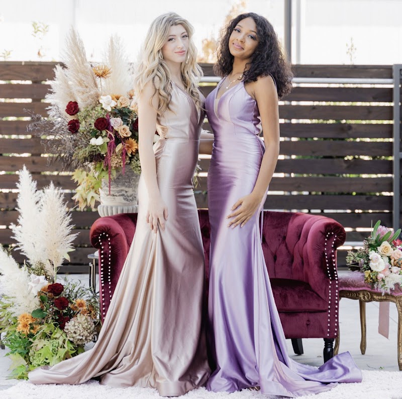 Elyse At The Fox on Fourth | Chemi Couture Hair Salon photo 2