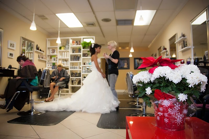 Studio 210 Salon photo 4
