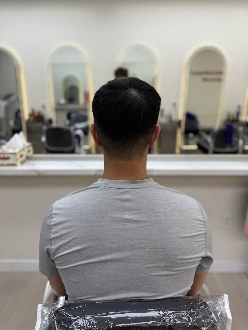 Lucky Hair Salon photo 2